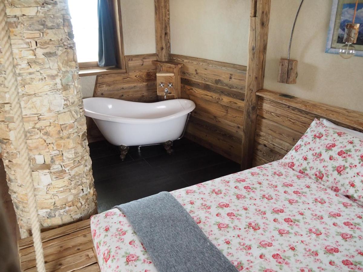 Virasol Bed & Breakfast Dronero Bagian luar foto